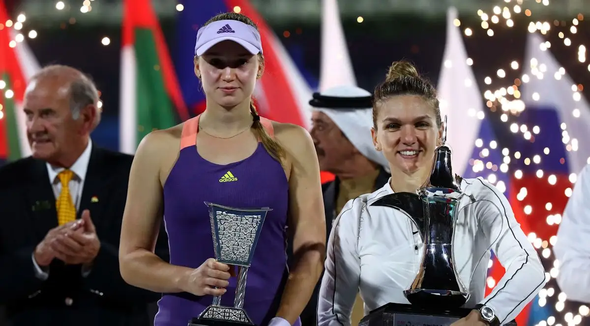 Финальный поединок турнира в Дубае между Симоной Халеп и Еленой Рыбакиной, завершившийся со счётом 3:6, 6:3, 7:6 (7:5) в пользу румынки, WTA признала Матчем года (2020's WTA Match of the Year). 