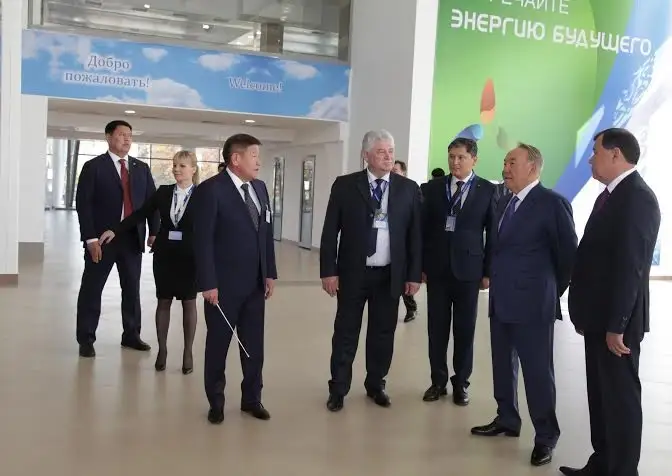 Президент Казахстана в аэропорту Тараза.