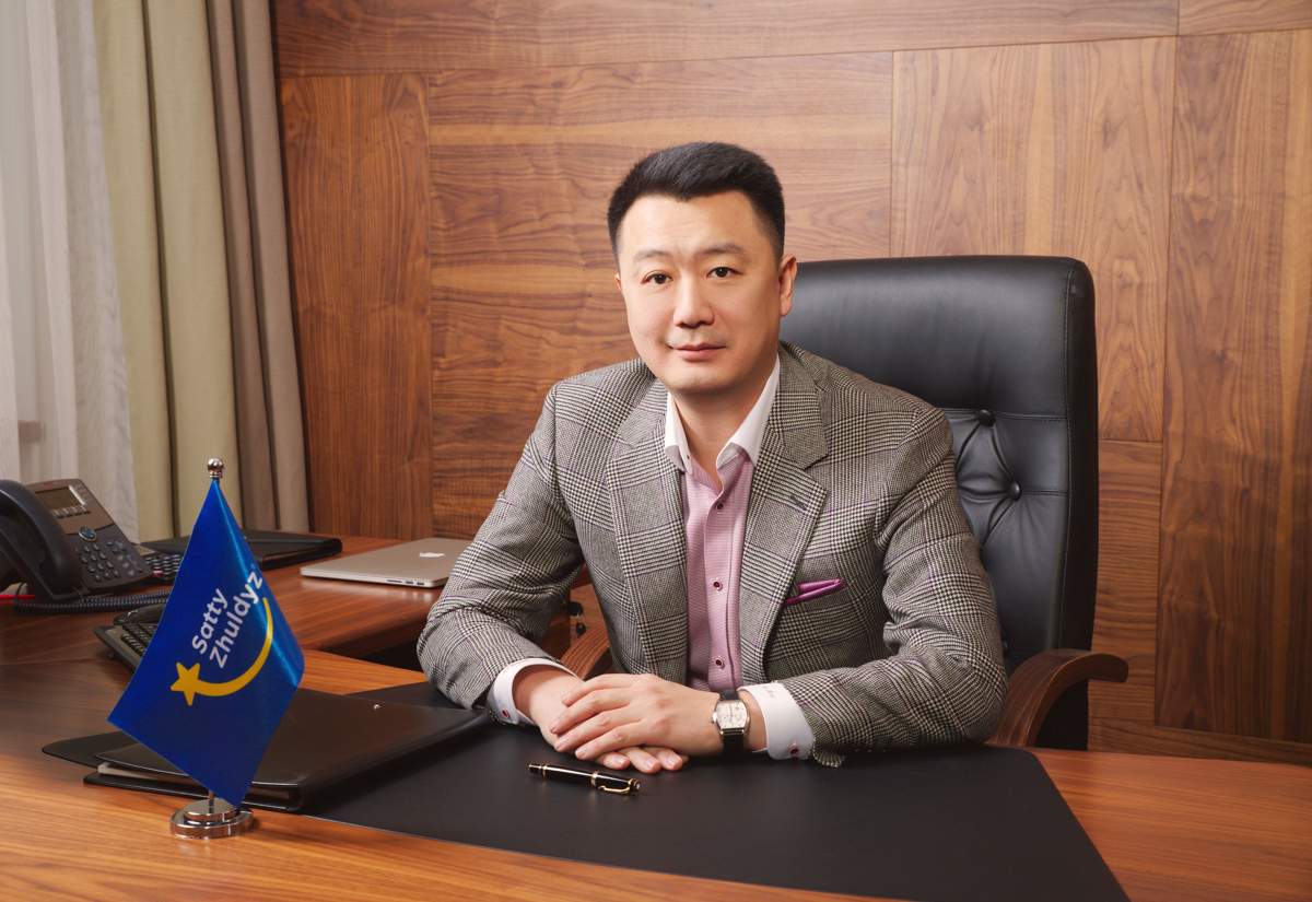 Дилдо және порно актрисалар Фистинг және спираль