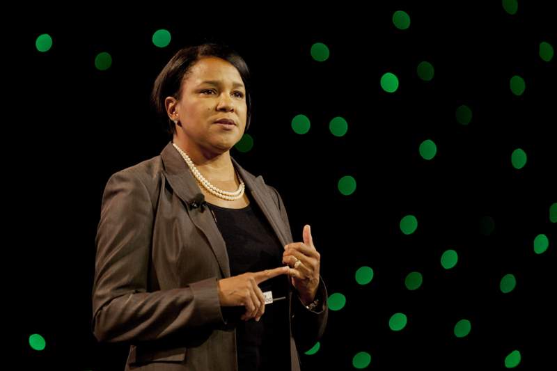 Розалинд Брюер