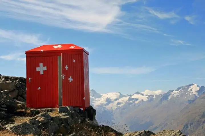 Туалет в швейцарских Альпах