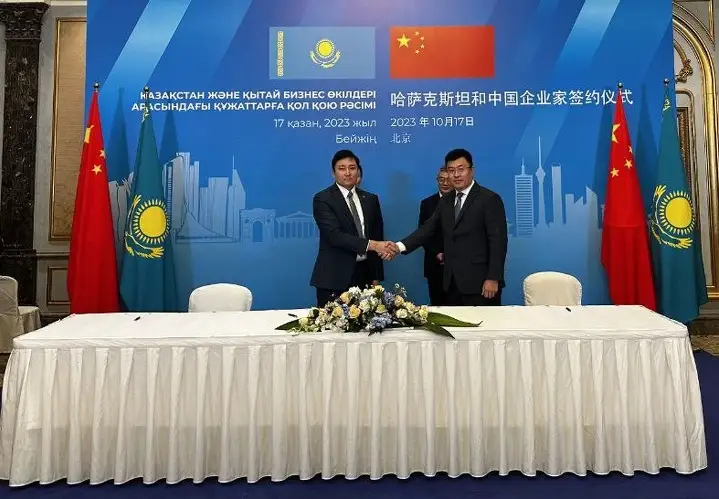 Церемония подписания дистрибьюторского соглашения «Астана Моторс» - BYD Auto Industry Co. Ltd