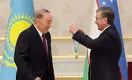 Назарбаев второй раз за неделю получил медаль