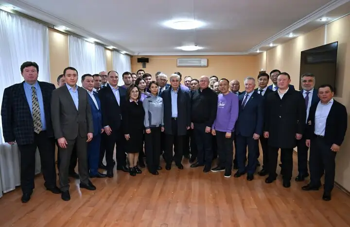 Встреча Токаева с предпринимателями и волонтерами