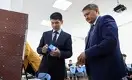 Нурбек показал Байтасову первое казахстанское лекарство от рака