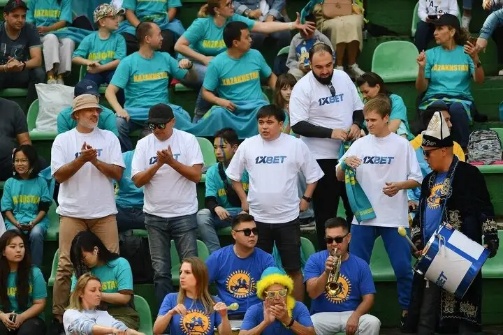 Верные болельщики, которых можно видеть на каждом матче мужской и женской сборных Казахстана по теннису