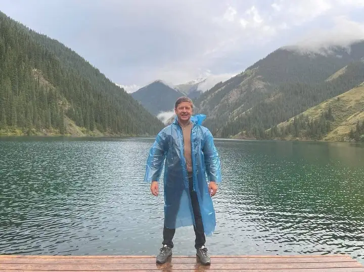 Сергей Нагорняк в Казахстане, на Кольсайских озерах.