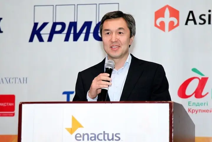 Раимбек Баталов Раимбек Баталов