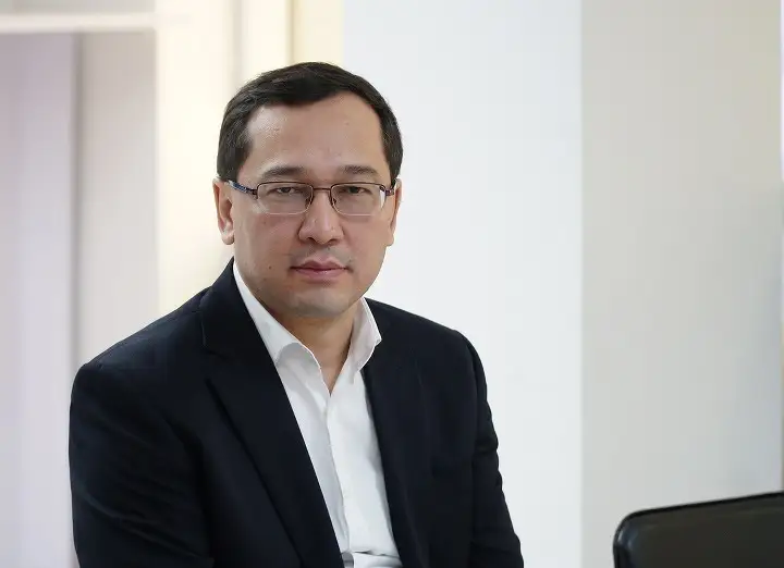 Нурлан Сакуов