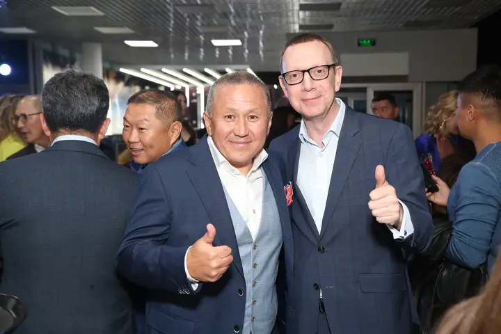 Нурлан Смагулов, эксклюзивный импортер BMW в Казахстане и Кит Мэтью Симмонс, президент «Тойота Мотор Казахстан»