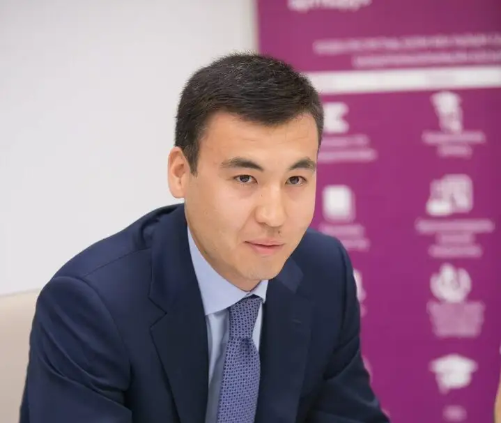 Галимжан Есенов