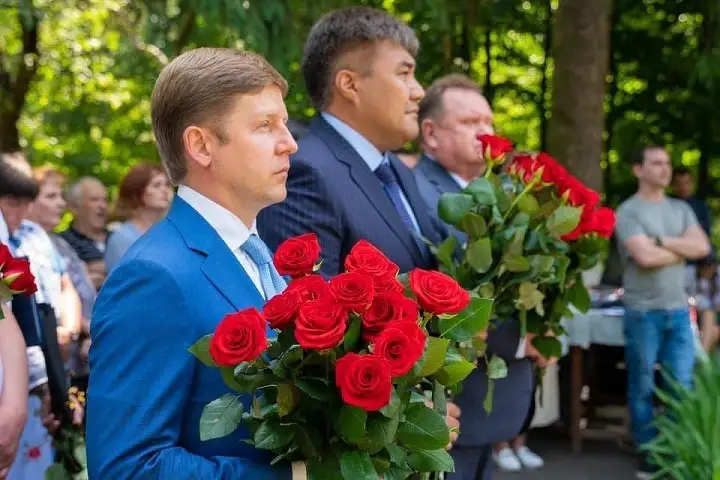 Сергей Нагорняк с послом Казахстана в Украине Дарханом Калетаевым
