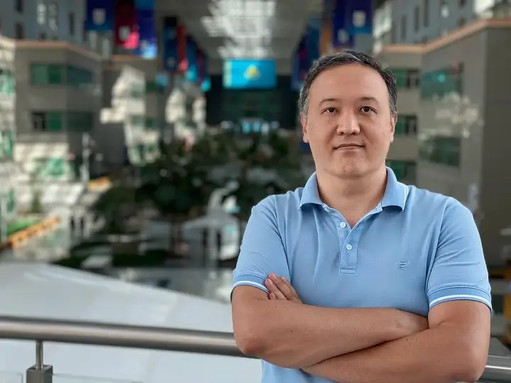 Абзал Дарибаев, директор по развитию инновации NURIS