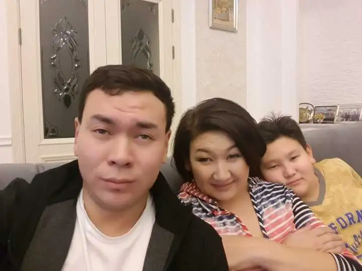 Ляззат Ибрагимова с детьми