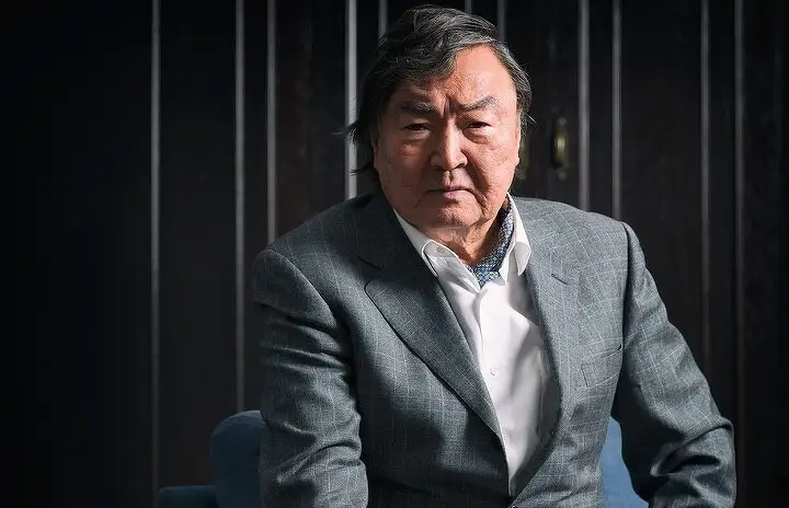 Олжас Сулейменов