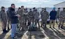 Представители Минобороны США обучают казахстанских военных разминированию 