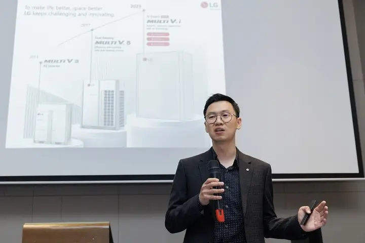 Гун-хван Сон, глава департамента технической поддержки продукта коммерческого кондиционироваия LGEAK