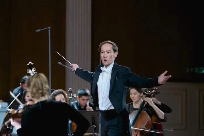 Дирижирование оркестром «Астана Опера»