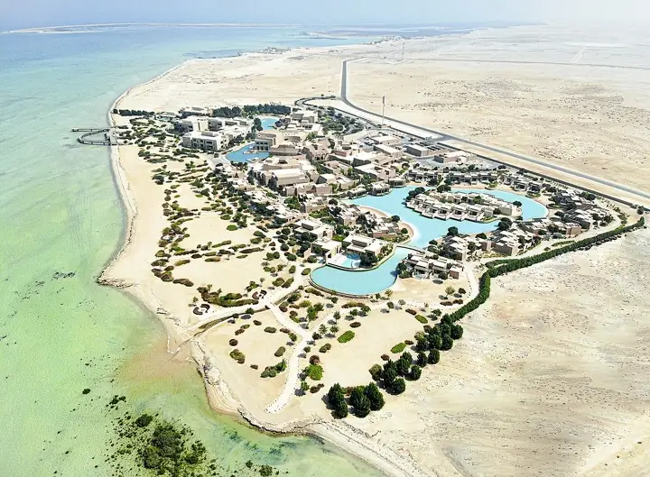 Zulal Wellness Resort: между заливом и пустыней