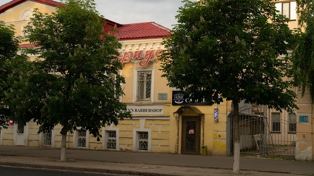 Здание будущего отеля Старинный дом в Уральске, здание будущего отеля