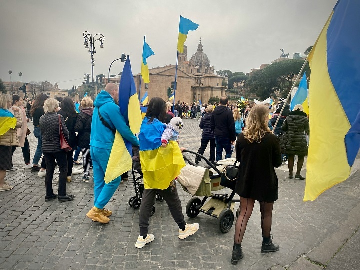 Украинские беженцы в Риме, Италия