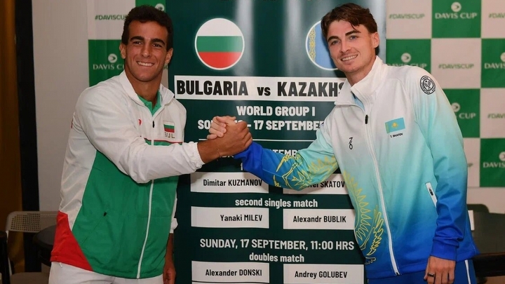 Димитар Кузманов и Тимофей Скатов откроют матч сборных Болгарии и Казахстана. 