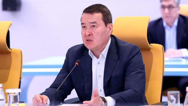 Алихан Смаилов Алихан Смаилов