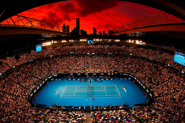 Так выглядит главный корт Открытого чемпионата Австралии, носящий имя великого австралийского теннисиста Рода Лейвера