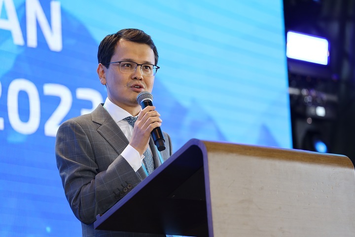 Министр цифрового развития, инноваций и аэрокосмической промышленности Багдат Мусин