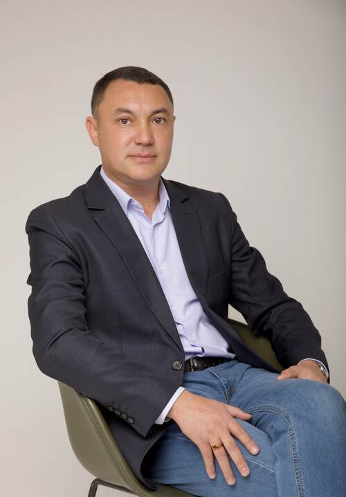 Руслан Мукашев Руслан Мукашев