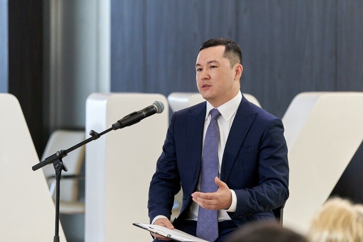 Ренат Бектуров Ренат Бектуров