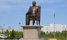 В Нур-Султане и Туркестане открыли памятники Назарбаеву