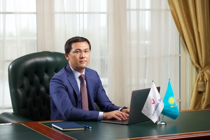 Шухрат Садыров 