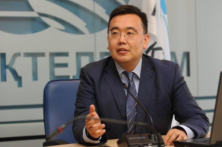 Асхат Узбеков Асхат Узбеков