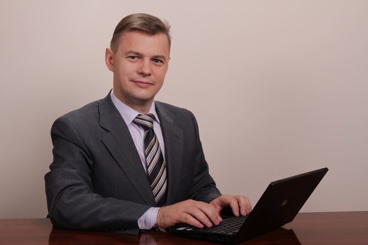 Игорь Яковенко