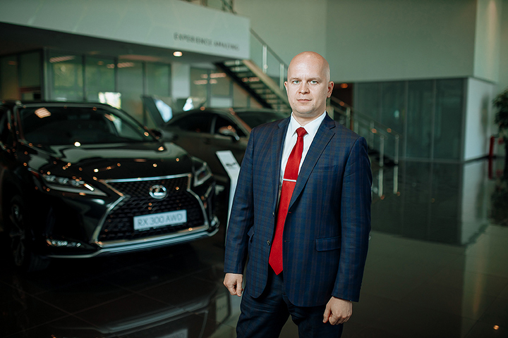 Дмитрий Иванов