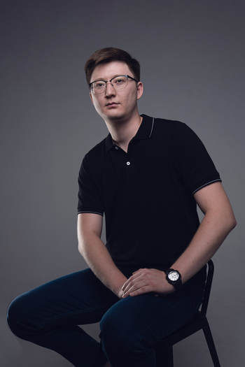 Данияр Танаев