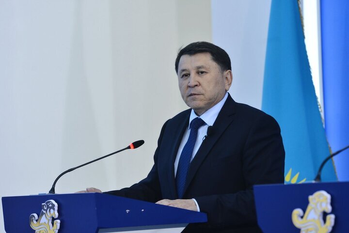 Жандарбек Бекшин