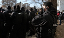 Протестующие ворвались в здание акимата Алматы