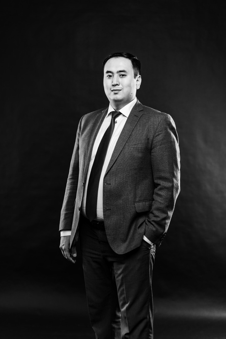 Дархан Дюсембеков Дархан Дюсембеков