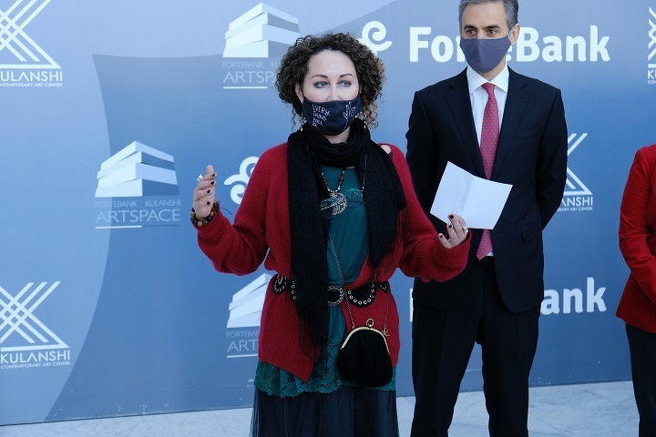 Лейла Махат