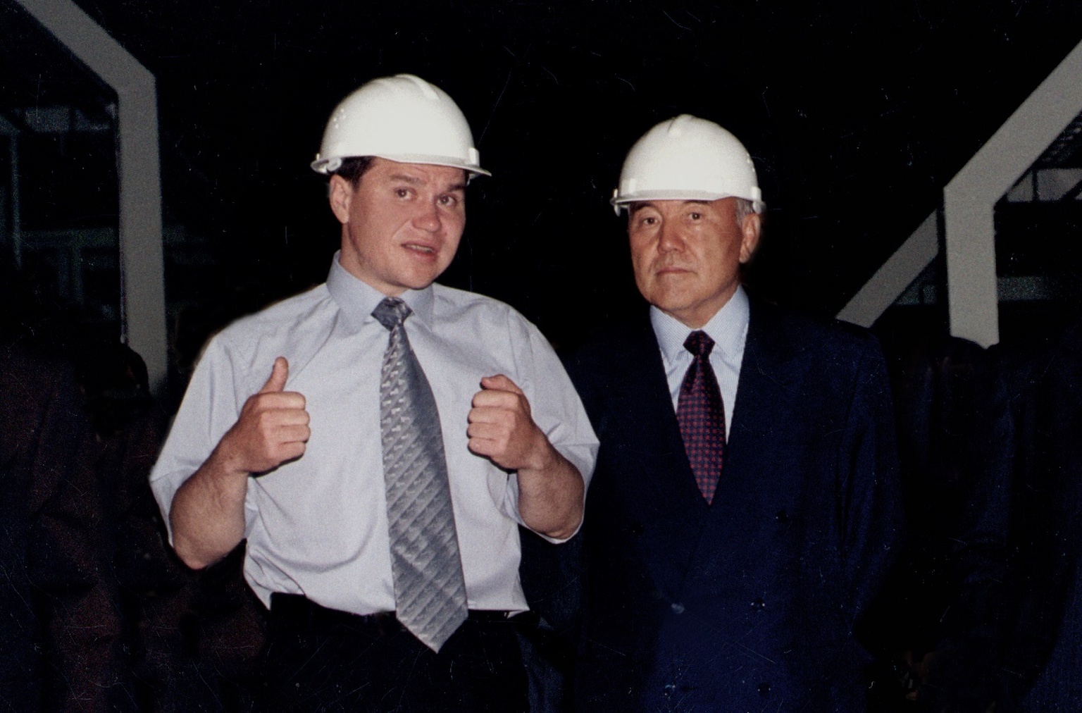 В 2002 году первый президент РК Нурсултан Назарбаев посетил цеха строящегося автосборочного завода «АЗИЯ АВТО». Планами по развитию предприятия с ним поделился основатель холдинга «БИПЭК АВТО – АЗИЯ АВТО» Анатолий Балушкин.