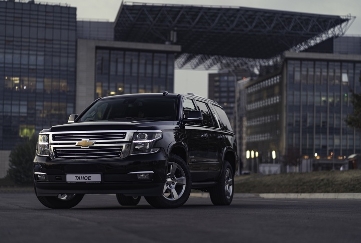 Роскошный дизайн автомобиля Chevrolet Tahoe