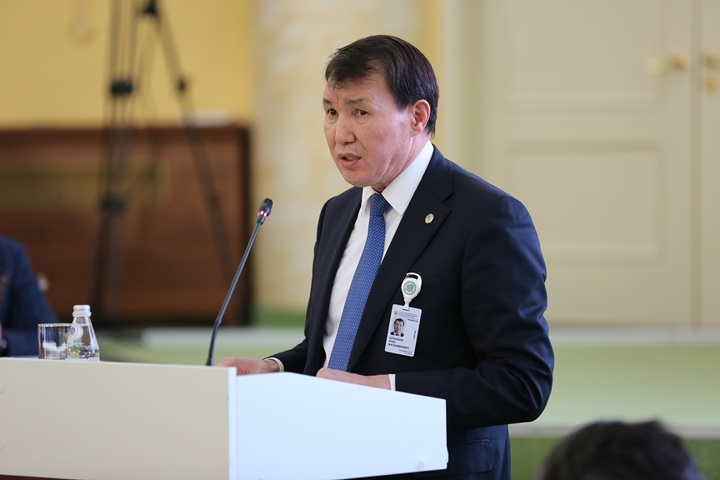 Алик Шпекбаев
Алик Шпекбаев