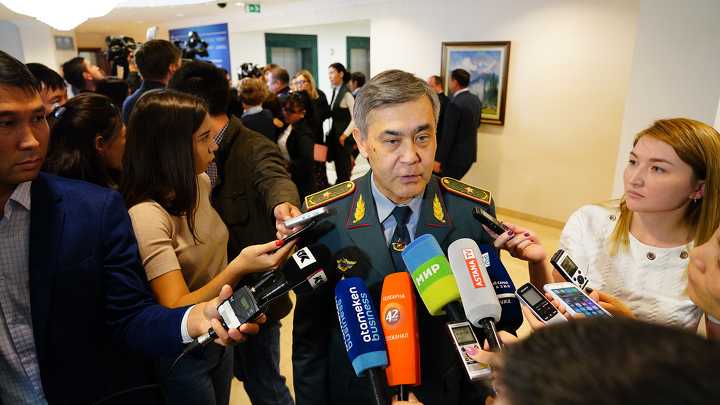 Нурлан Ермекбаев. Нурлан Ермекбаев.