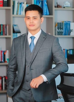 Олжас Тулеуов