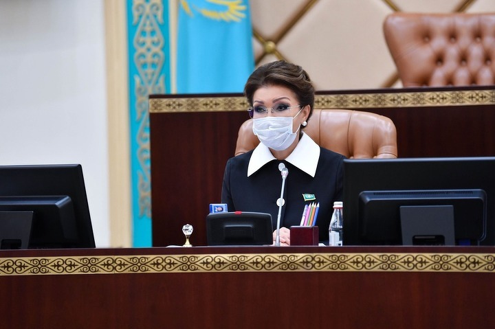 Дарига Назарбаева в бытность председателем сената парламента