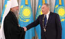 Нурсултану Назарбаеву вручена высшая награда Православной церкви Казахстана – орден «Алғыс»