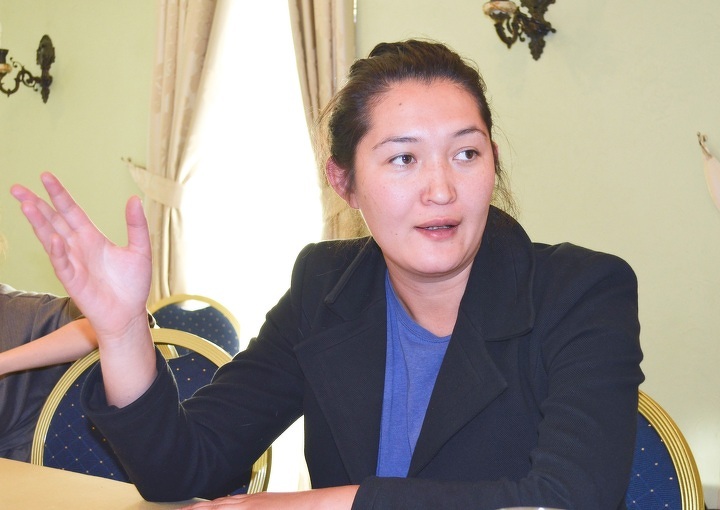 Асия Тулесова