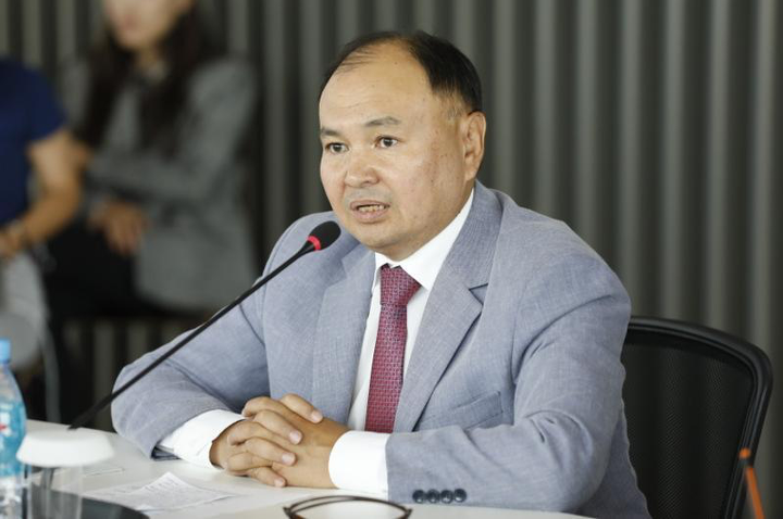 Ерлан Саиров Ерлан Саиров